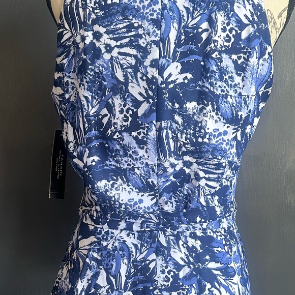 NWT Size 8. Tahari Arthur S. Levine Blue Floral Chiffon Halter Cocktail Dress - Picture 7 of 12
